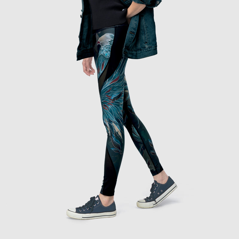 Woman modeling Zoelle Bybs Xculpt eagle blue leggings with converse and a blue jean jacket